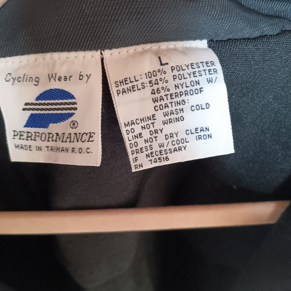 Cycling jacket - Picture 3 of 3